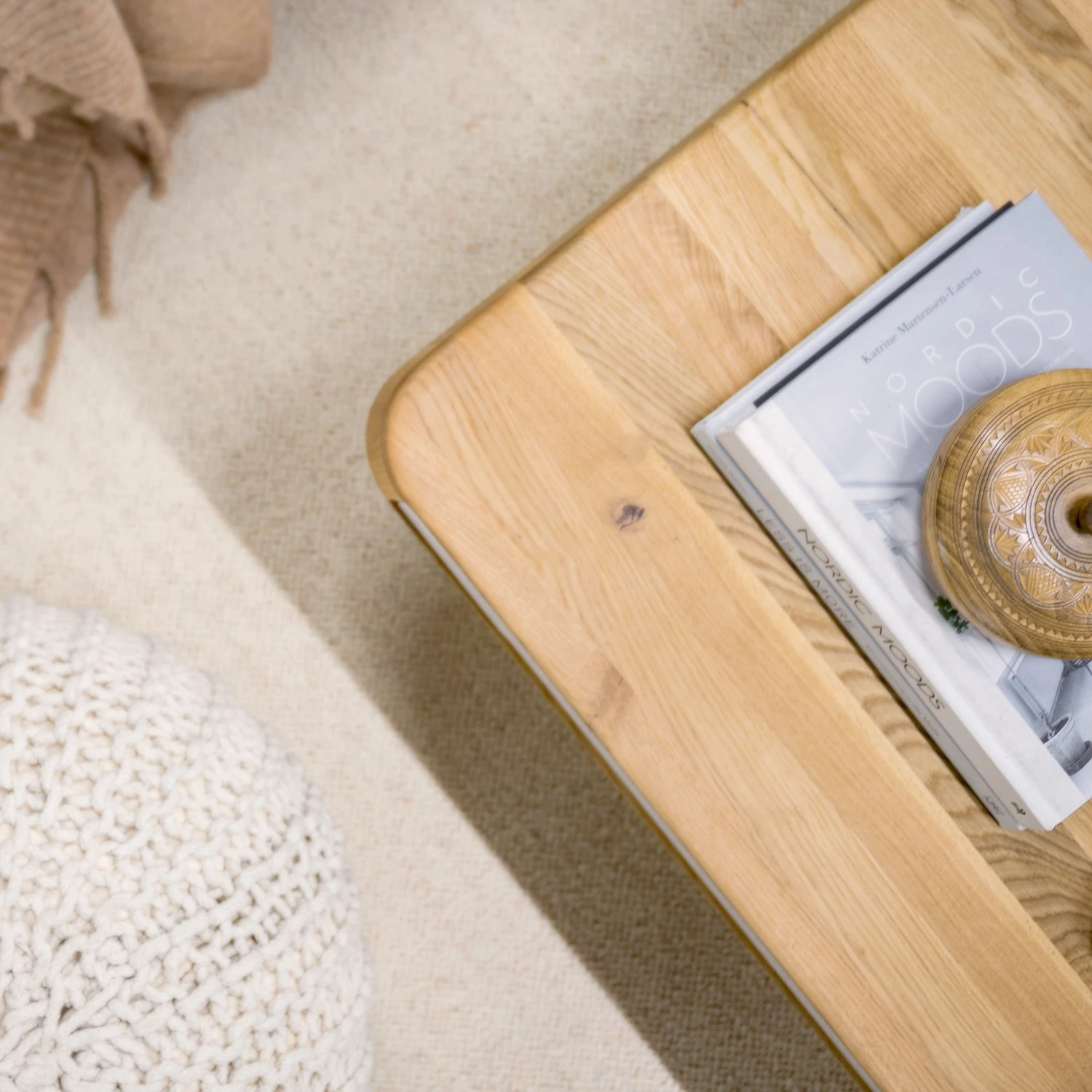 Studio Copenhagen Couchtisch Loca II - Wildeiche teilmassiv - Wildeiche / Weiß 15 Studio Copenhagen Couchtisch Loca II - Wildeiche teilmassiv - Wildeiche / Weiß – Bild 15