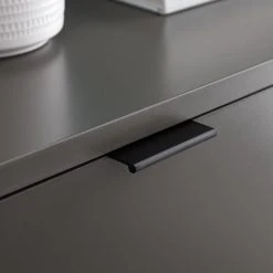 Studio Copenhagen Hochkommode Harma - Dunkelgrau -Wohnzimmermöbel boutique en ligne 1000007066 200402 18274400009 DETAILS P000000001000007066