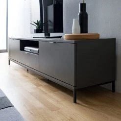 Studio Copenhagen TV-Lowboard Harma - Dunkelgrau 23 Studio Copenhagen TV-Lowboard Harma - Dunkelgrau -Wohnzimmermöbel boutique en ligne 1000007083 181026 16371304 MOOD GALLERYIMAGES P000000001000007083 mood