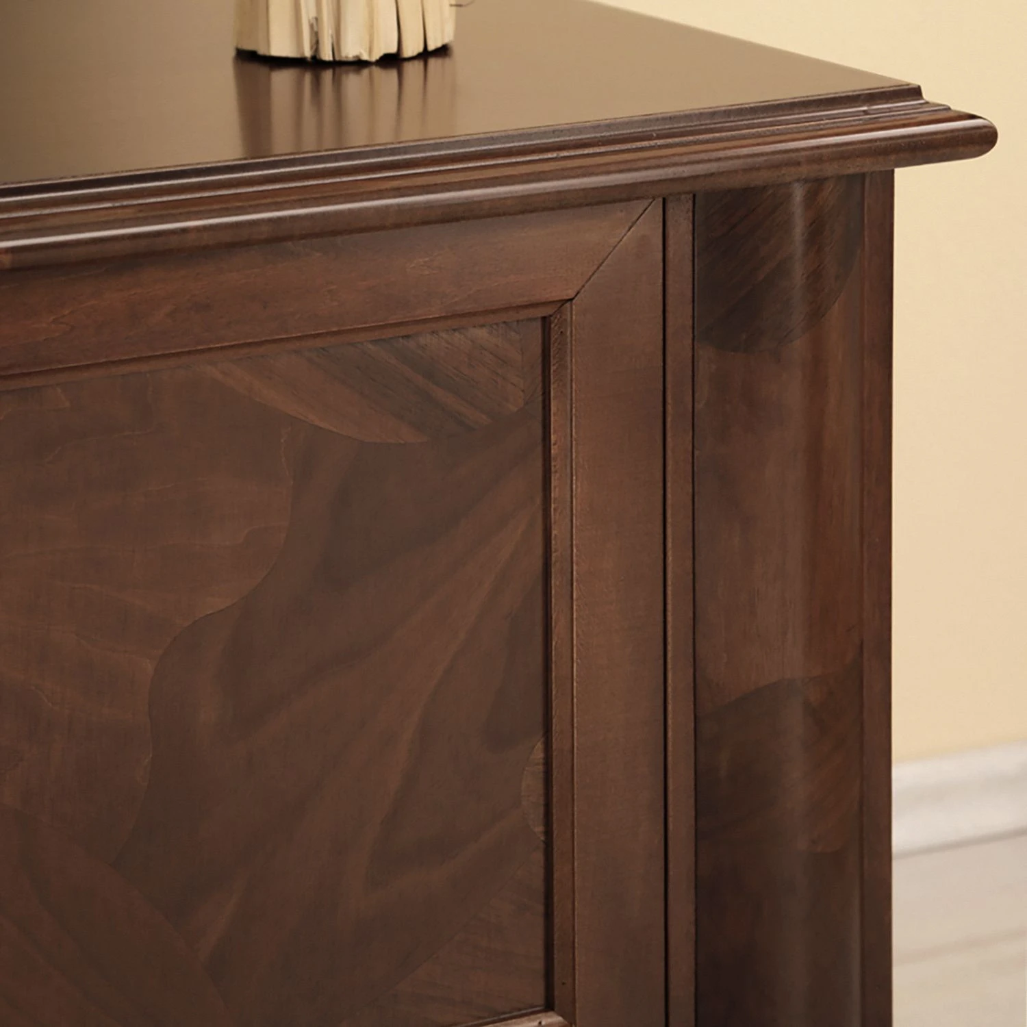 Montreux TV-Kommode Materro - Ayous teilmassiv - Antikbraun 8 Montreux TV-Kommode Materro - Ayous teilmassiv - Antikbraun – Bild 8