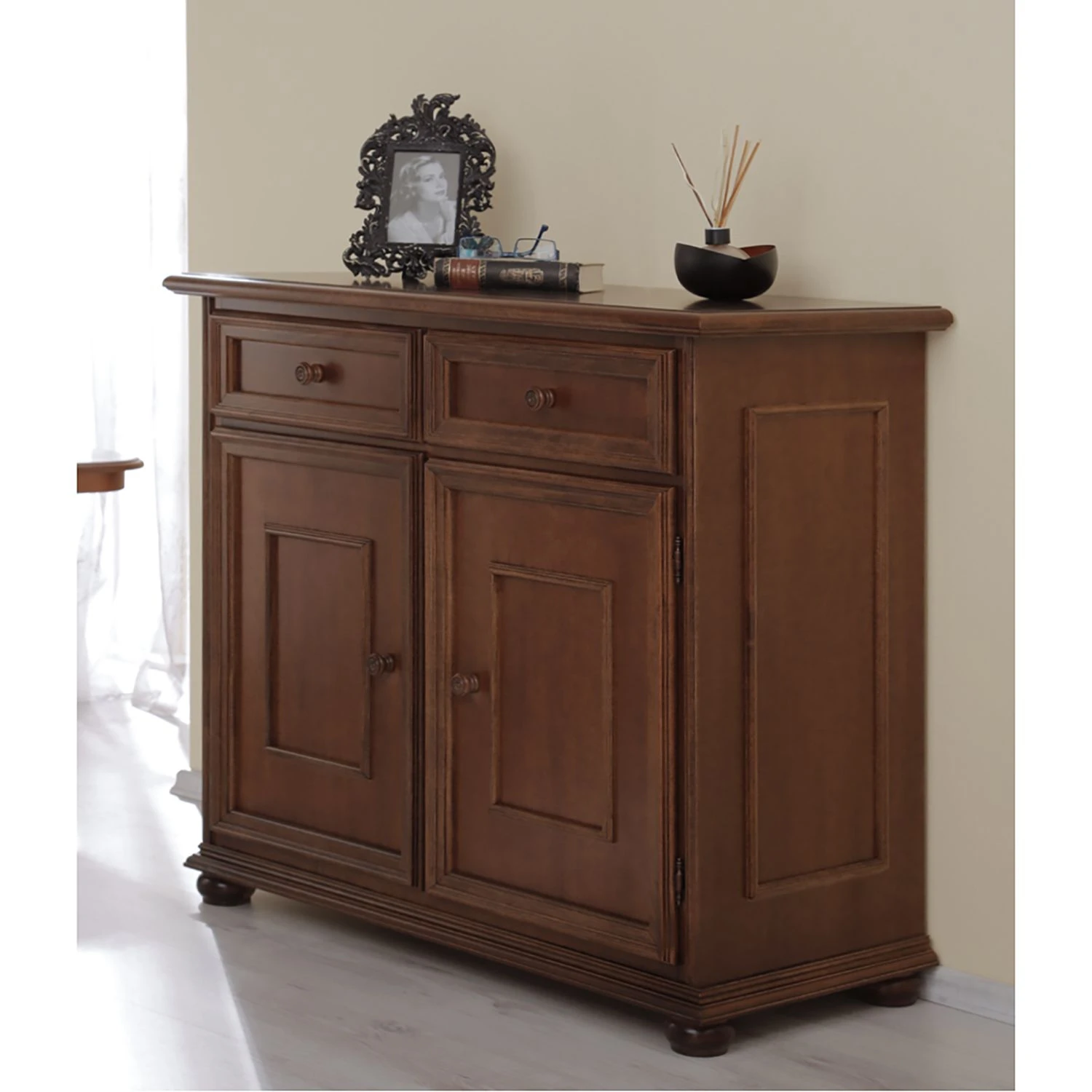 Montreux Kommode Arabella II - Ayous teilmassiv - Antikbraun 2 Montreux Kommode Arabella II - Ayous teilmassiv - Antikbraun – Bild 2