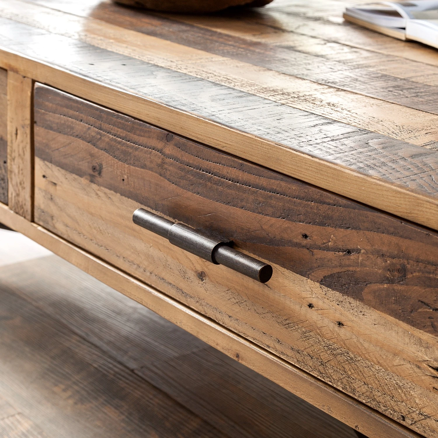 Ars manufacti Couchtisch Tamati - Pinie massiv 9 Ars manufacti Couchtisch Tamati - Pinie massiv – Bild 9