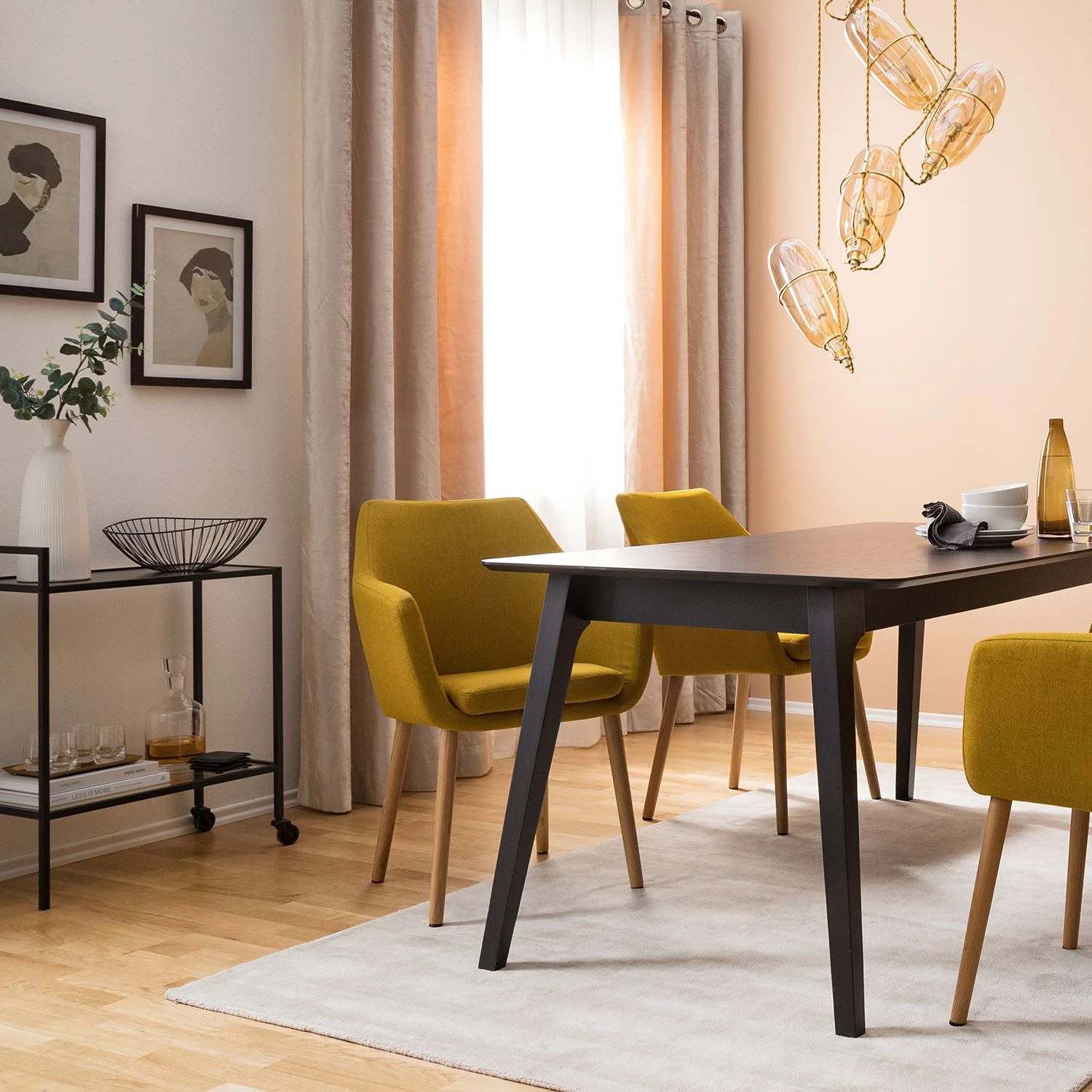 Mooved Servierwagen Enmore - Glas / Metall - Matt Schwarz 5 Mooved Servierwagen Enmore - Glas / Metall - Matt Schwarz – Bild 5