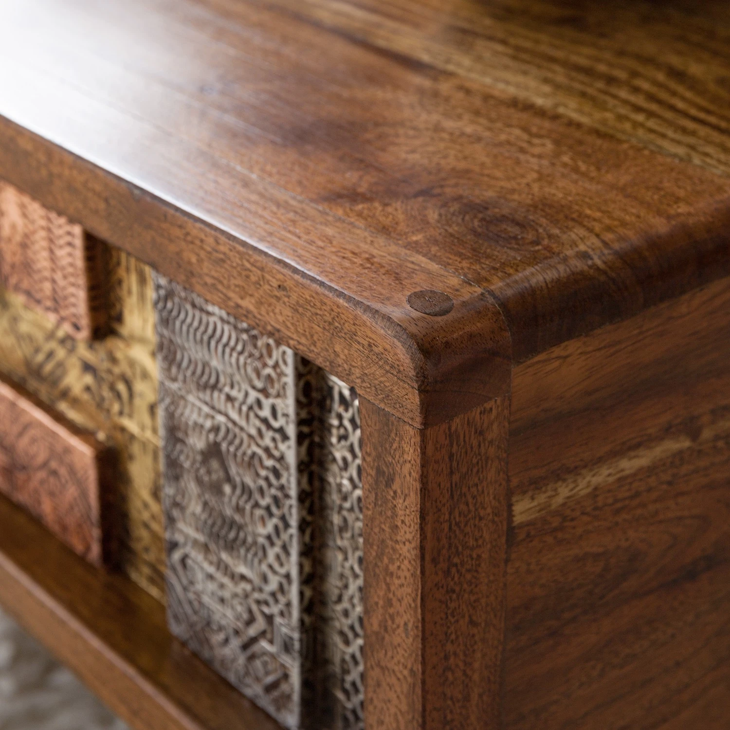 Wolf-Möbel Couchtisch Orient - Akazie massiv / Metall - Mehrfarbig 15 Wolf-Möbel Couchtisch Orient - Akazie massiv / Metall - Mehrfarbig – Bild 15