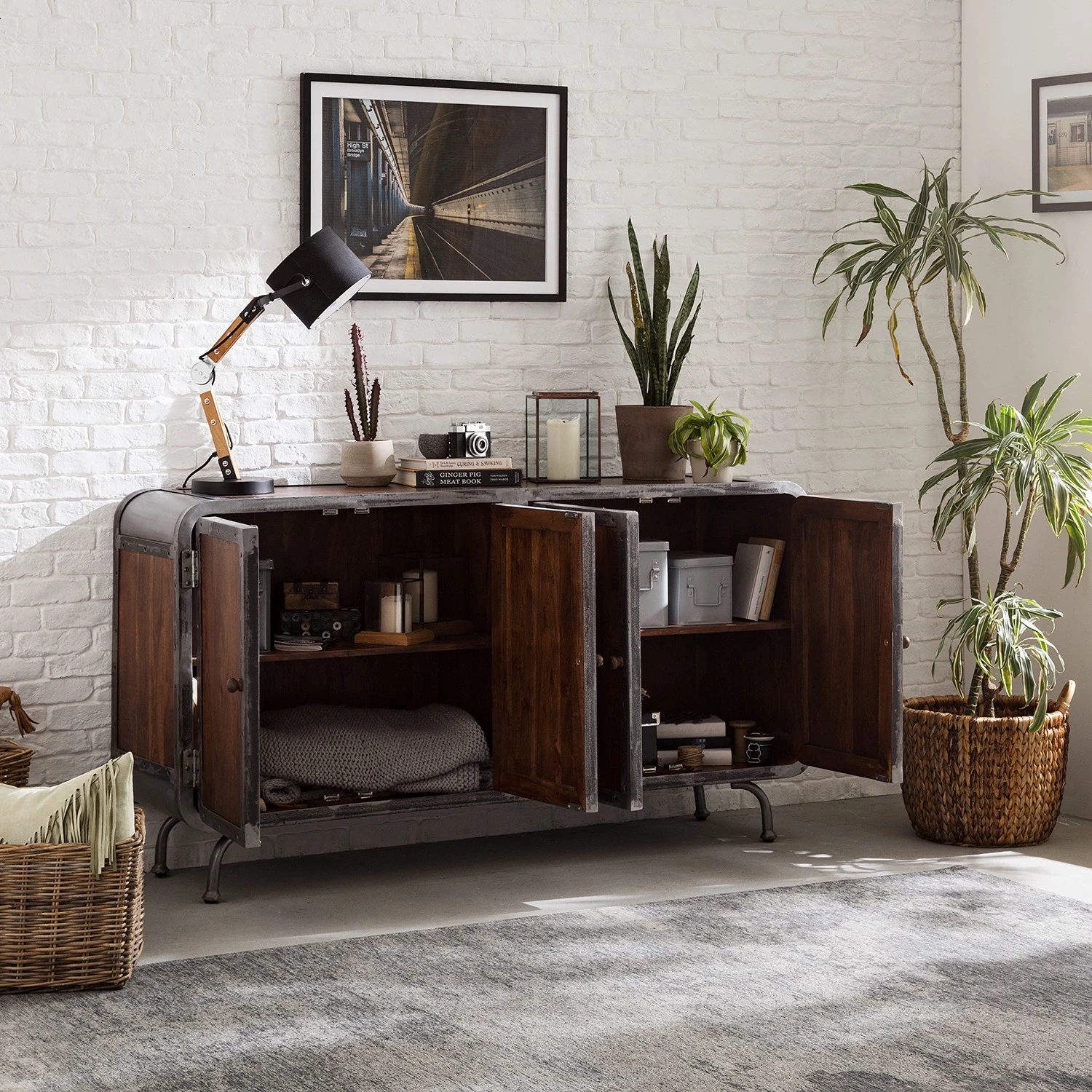 Ars manufacti Sideboard Wharton II - Akazie teilmassiv / Stahl 3 Ars manufacti Sideboard Wharton II - Akazie teilmassiv / Stahl – Bild 3