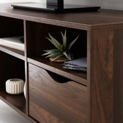 Mørteens TV-Lowboard Gjora I - Gummibaum teilmassiv - Walnuss 24 Mørteens TV-Lowboard Gjora I - Gummibaum teilmassiv - Walnuss -Wohnzimmermöbel boutique en ligne 1000123441 190321 17262500010 GALLERYIMAGES P000000001000123441