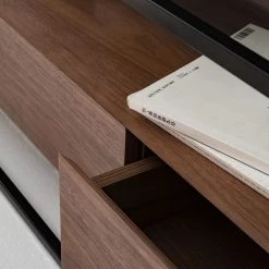 Studio Copenhagen Lowboard Rizzo - Holzwerkstoff / Glas - Schwarz / Walnuss Dekor 26 Studio Copenhagen Lowboard Rizzo - Holzwerkstoff / Glas - Schwarz / Walnuss Dekor -Wohnzimmermöbel boutique en ligne 1000123450 190328 11102900027 GALLERYIMAGES P000000001000123450