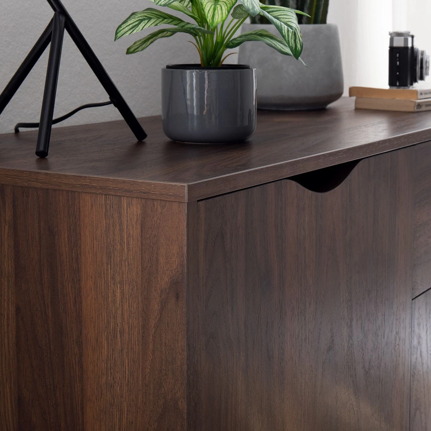 Mørteens Kommode Gjora I - Gummibaum teilmassiv - Walnuss 12 Mørteens Kommode Gjora I - Gummibaum teilmassiv - Walnuss – Bild 12