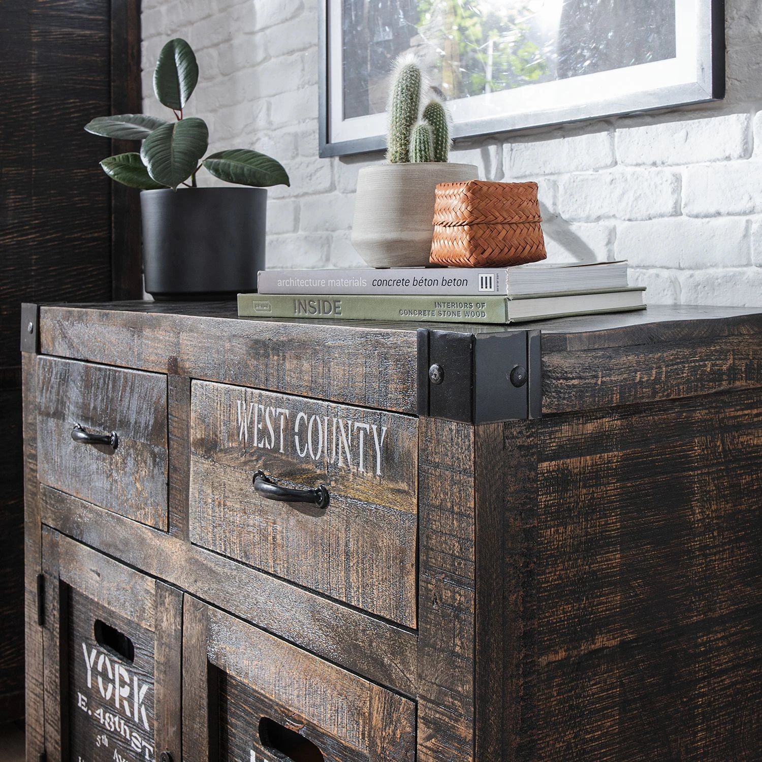 Ars manufacti Kommode Keyport I - Mango massiv 12 Ars manufacti Kommode Keyport I - Mango massiv – Bild 12