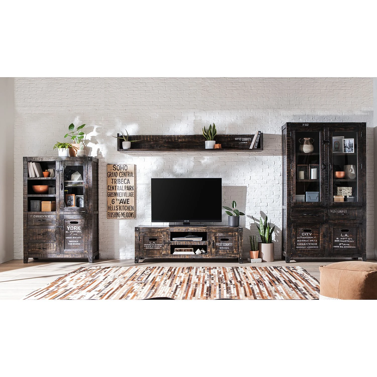 Ars manufacti TV-Lowboard Keyport II - Mango massiv 2 Ars manufacti TV-Lowboard Keyport II - Mango massiv – Bild 2