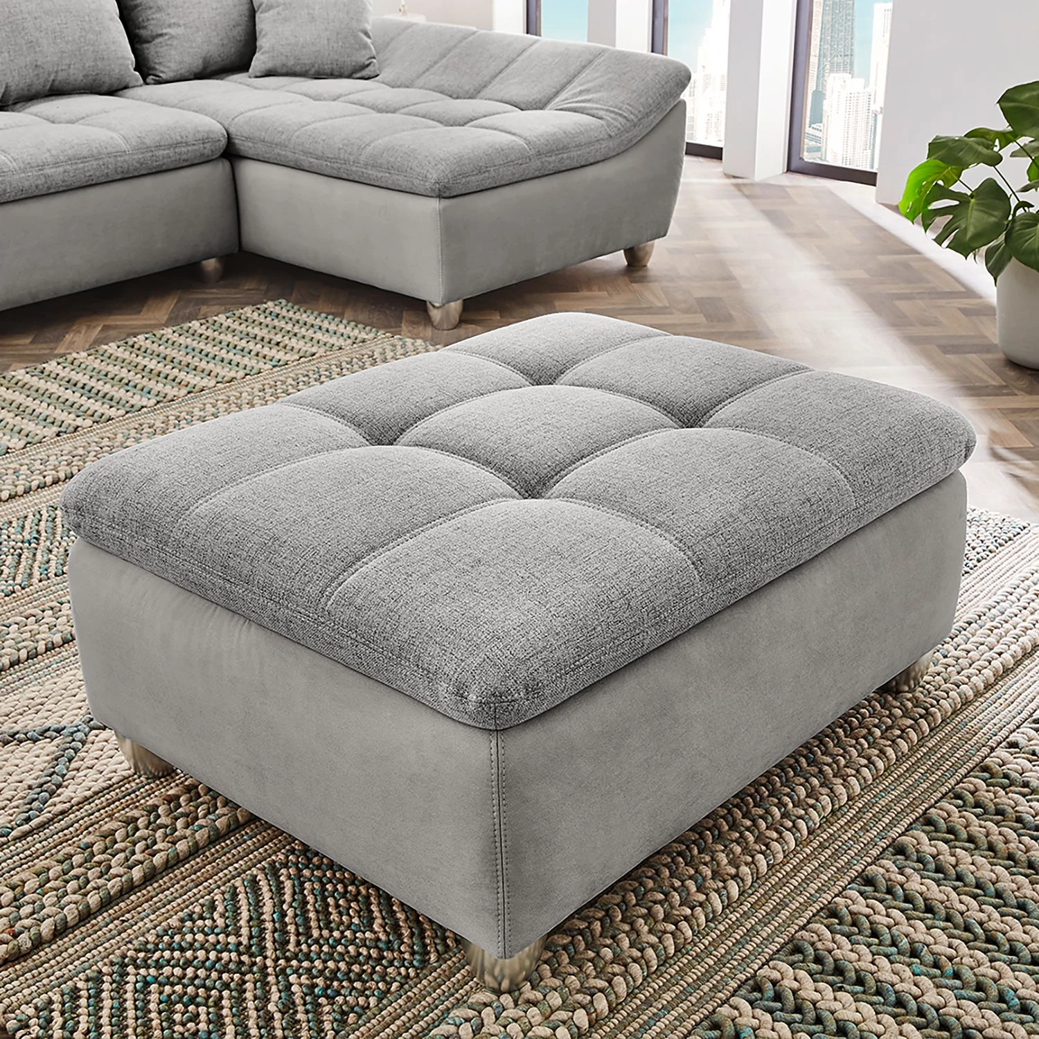 Fredriks Polsterhocker Gallina - Microfaser - Lichtgrau 3 Fredriks Polsterhocker Gallina - Microfaser - Lichtgrau – Bild 3