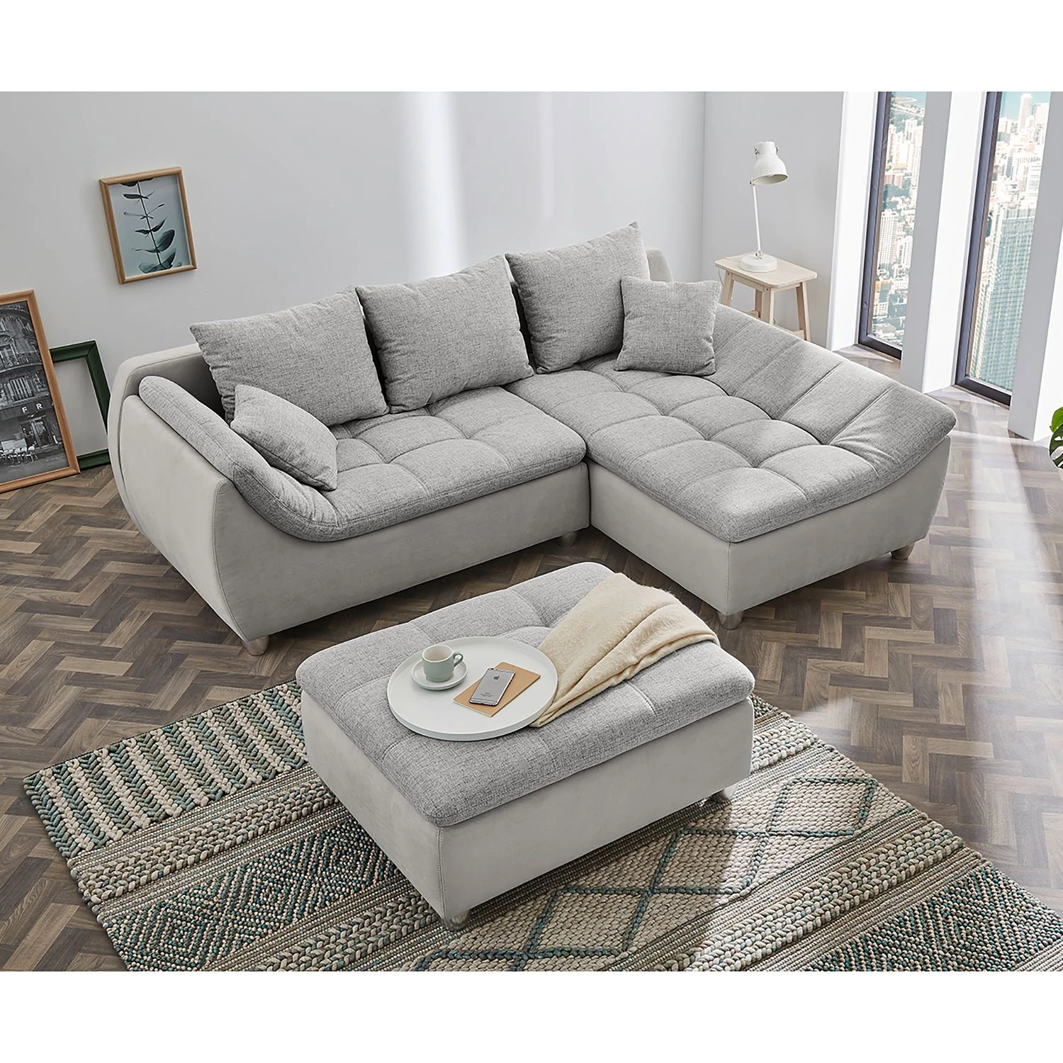 Fredriks Polsterhocker Gallina - Microfaser - Lichtgrau 4 Fredriks Polsterhocker Gallina - Microfaser - Lichtgrau – Bild 4