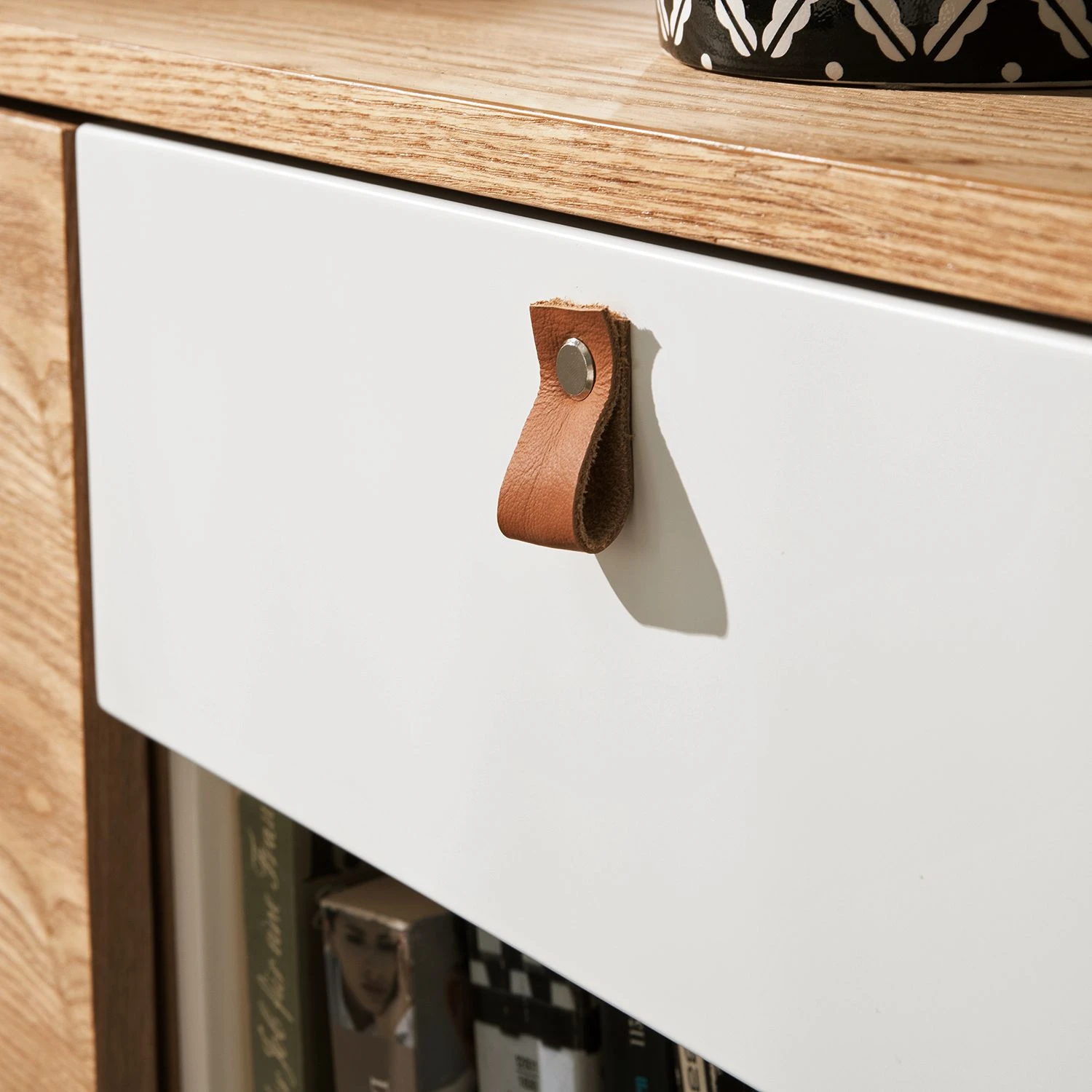 Studio Copenhagen Kommode Vallsta ll - Esche / Schwarz 14 Studio Copenhagen Kommode Vallsta ll - Esche / Schwarz – Bild 14