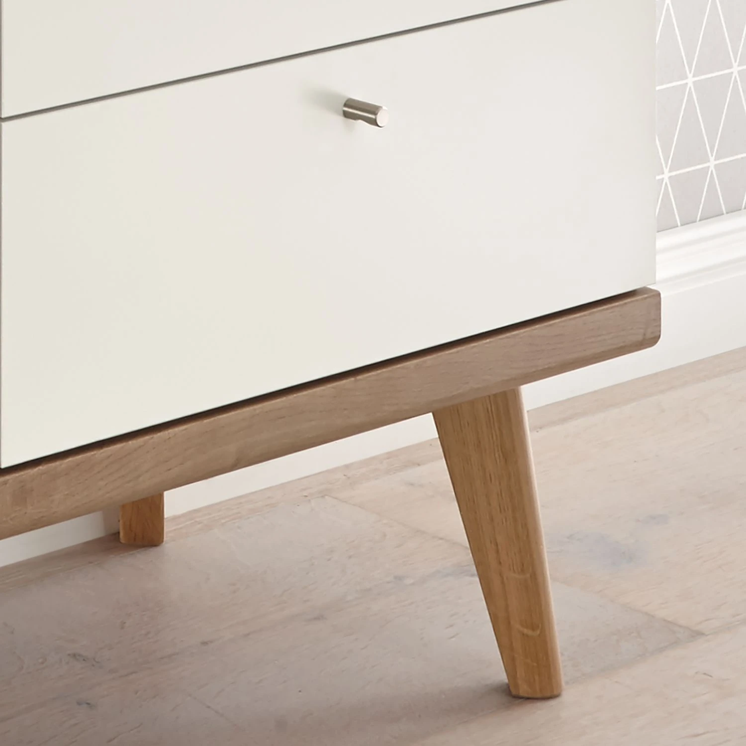 Norrwood Kommode Gyland - Matt Weiß / Eiche Riviera Dekor 7 Norrwood Kommode Gyland - Matt Weiß / Eiche Riviera Dekor – Bild 7