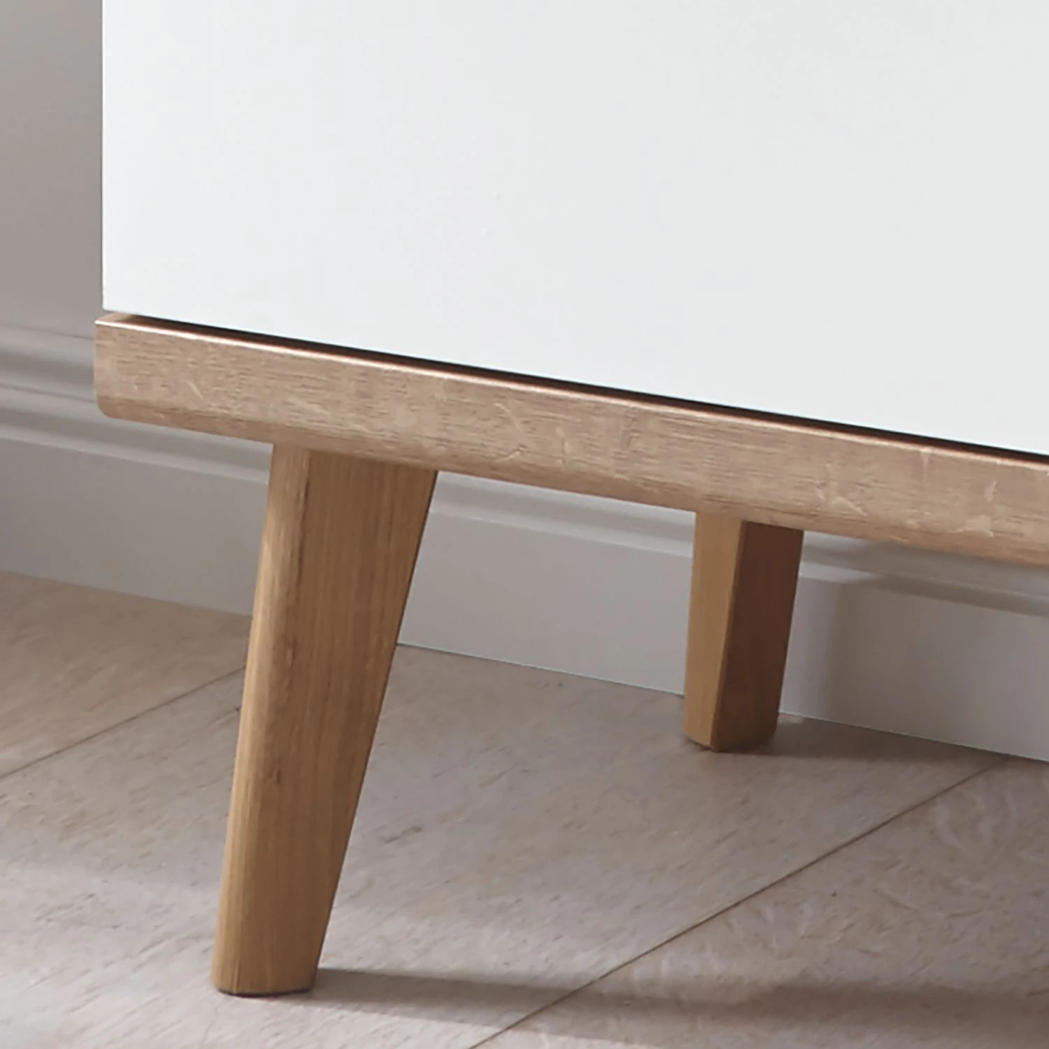 Norrwood Standvitrine Gyland - Matt Weiß / Eiche Riviera Dekor 6 Norrwood Standvitrine Gyland - Matt Weiß / Eiche Riviera Dekor – Bild 6