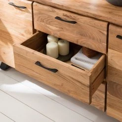 Ars Natura Sideboard Vardo - Akazie massiv / Metall - Akazie / Schwarz 34 Ars Natura Sideboard Vardo - Akazie massiv / Metall - Akazie / Schwarz -Wohnzimmermöbel boutique en ligne 1000166791 191030 08503100007 DETAILS P000000001000166791