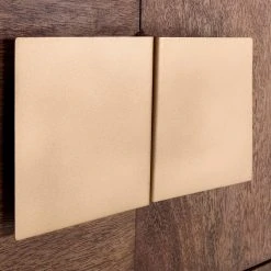 Jack & Alice TV-Lowboard Lyss I - Akazie massiv / Metall - Akazie Braun / Messing -Wohnzimmermöbel boutique en ligne 1000172952 190503 07493200036 GALLERYIMAGES P000000001000172952