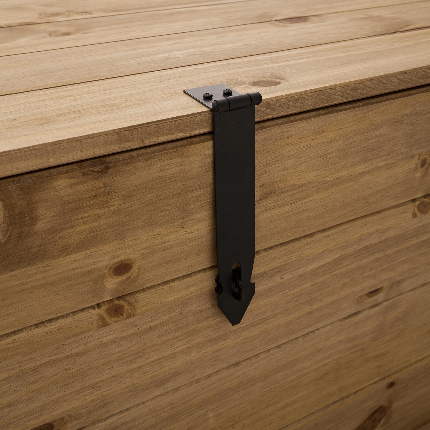 Maison Belfort Truhe Finca Rustica - Kiefer massiv - Kiefer Natur 17 Maison Belfort Truhe Finca Rustica - Kiefer massiv - Kiefer Natur – Bild 17