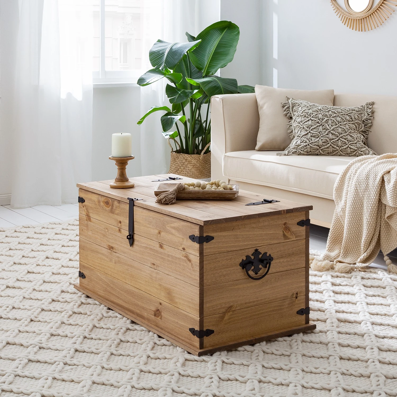 Maison Belfort Truhe Finca Rustica - Kiefer massiv - Kiefer Natur 3 Maison Belfort Truhe Finca Rustica - Kiefer massiv - Kiefer Natur – Bild 3