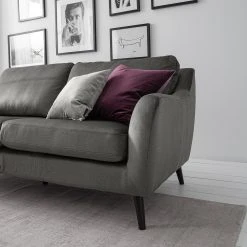 Jack & Alice Sofa Tennyson (3-Sitzer) - Samt - Grau -Wohnzimmermöbel boutique en ligne 1000180140 201030 05551300017 DETAILS P000000001000180140