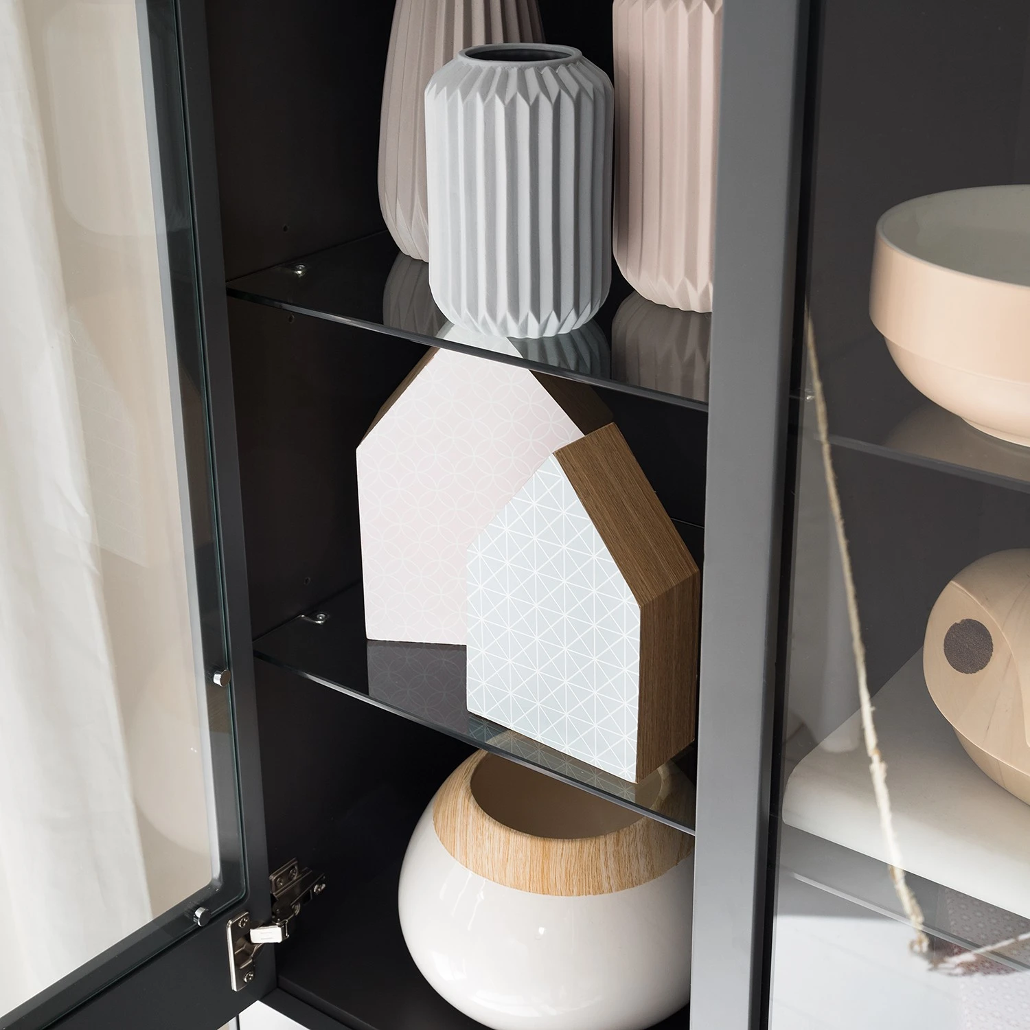 Mørteens Wohnwand Lindholm II (4-teilig) - Eiche teilmassiv - Grau 13 Mørteens Wohnwand Lindholm II (4-teilig) - Eiche teilmassiv - Grau – Bild 13