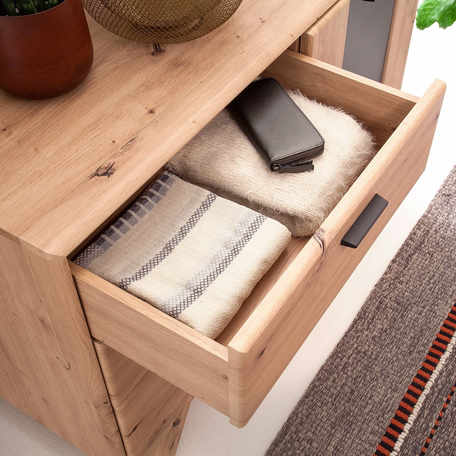 Naturoo Kommode Coulogne - Balkeneiche Dekor / Grau - Breite: 119 cm 6 Naturoo Kommode Coulogne - Balkeneiche Dekor / Grau - Breite: 119 cm – Bild 6