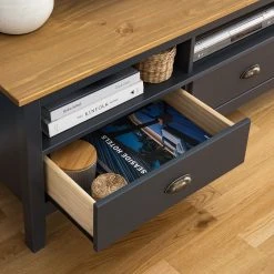 Maison Belfort TV-Lowboard Rivery - Kiefer massiv - Anthrazit -Wohnzimmermöbel boutique en ligne 1000187582 200312 14522800033 DETAILS P000000001000187582