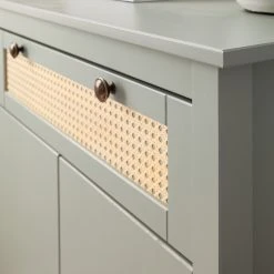 Maison Belfort Kommode Belleria III - Kiefer massiv / Wiener Geflecht - Hellolivgrün 21 Maison Belfort Kommode Belleria III - Kiefer massiv / Wiener Geflecht - Hellolivgrün -Wohnzimmermöbel boutique en ligne 1000187602 200505 06385600019 DETAILS P000000001000187602