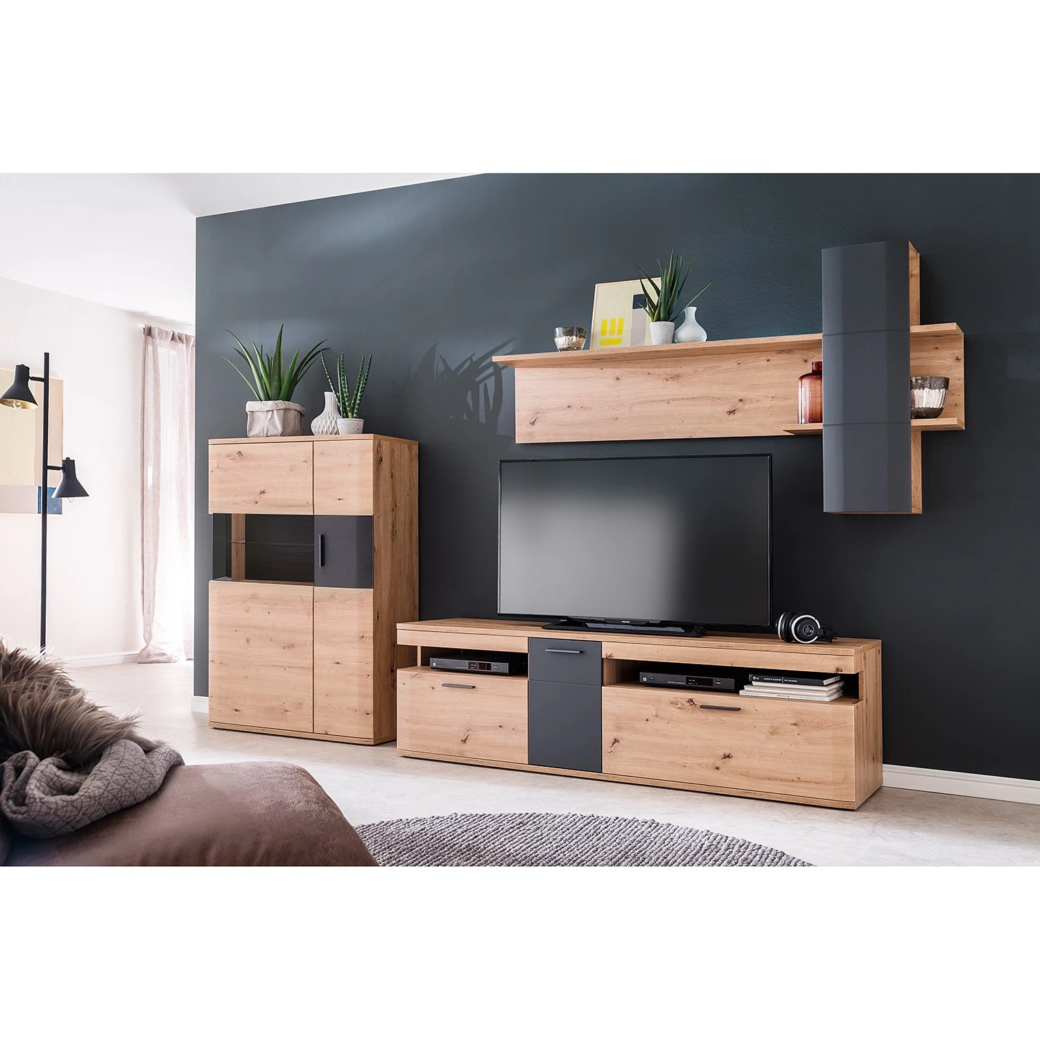 Naturoo Wohnwand Callington III (3-teilig) - Balkeneiche Dekor / Anthrazit 1 Naturoo Wohnwand Callington III (3-teilig) - Balkeneiche Dekor / Anthrazit