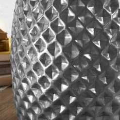 Red Living Beistelltisch Owning - Aluminium - Silber -Wohnzimmermöbel boutique en ligne 1000194272 200108 10055300427 DETAILS P000000001000194272