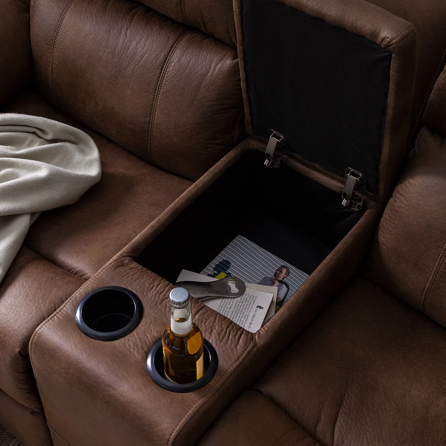 Modoform Kinosofa Mendis II - Microfaser - Nougat 14 Modoform Kinosofa Mendis II - Microfaser - Nougat – Bild 14