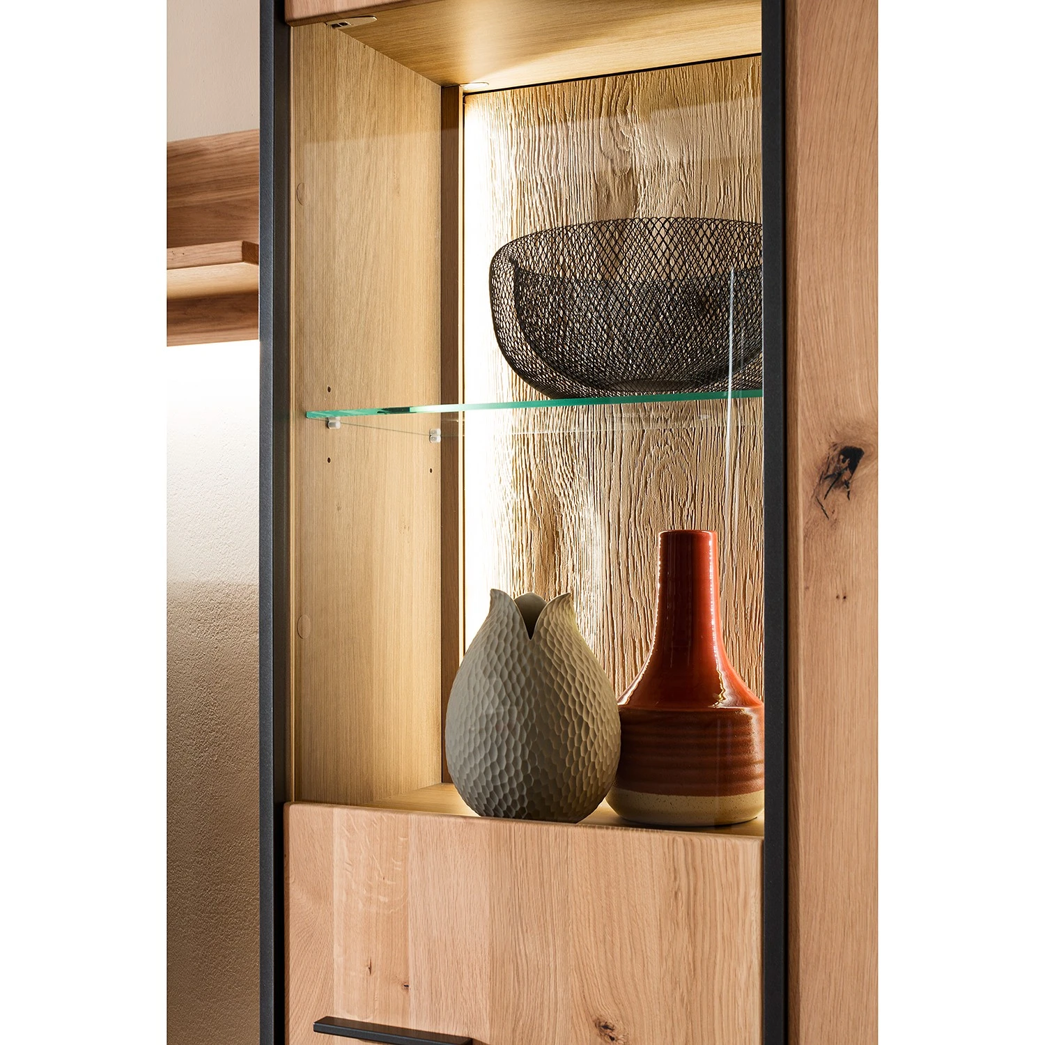 Naturoo Wohnwand Doora II (4-teilig) - Asteiche teilmassiv - Asteiche Bianco / Graphit 5 Naturoo Wohnwand Doora II (4-teilig) - Asteiche teilmassiv - Asteiche Bianco / Graphit – Bild 5