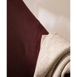 Mørteens Schaukelstuhl Kumia II - Kord - Bordeaux 30 Mørteens Schaukelstuhl Kumia II - Kord - Bordeaux -Wohnzimmermöbel boutique en ligne 1000208968 210302 11123700008 DETAILS P000000001000208968