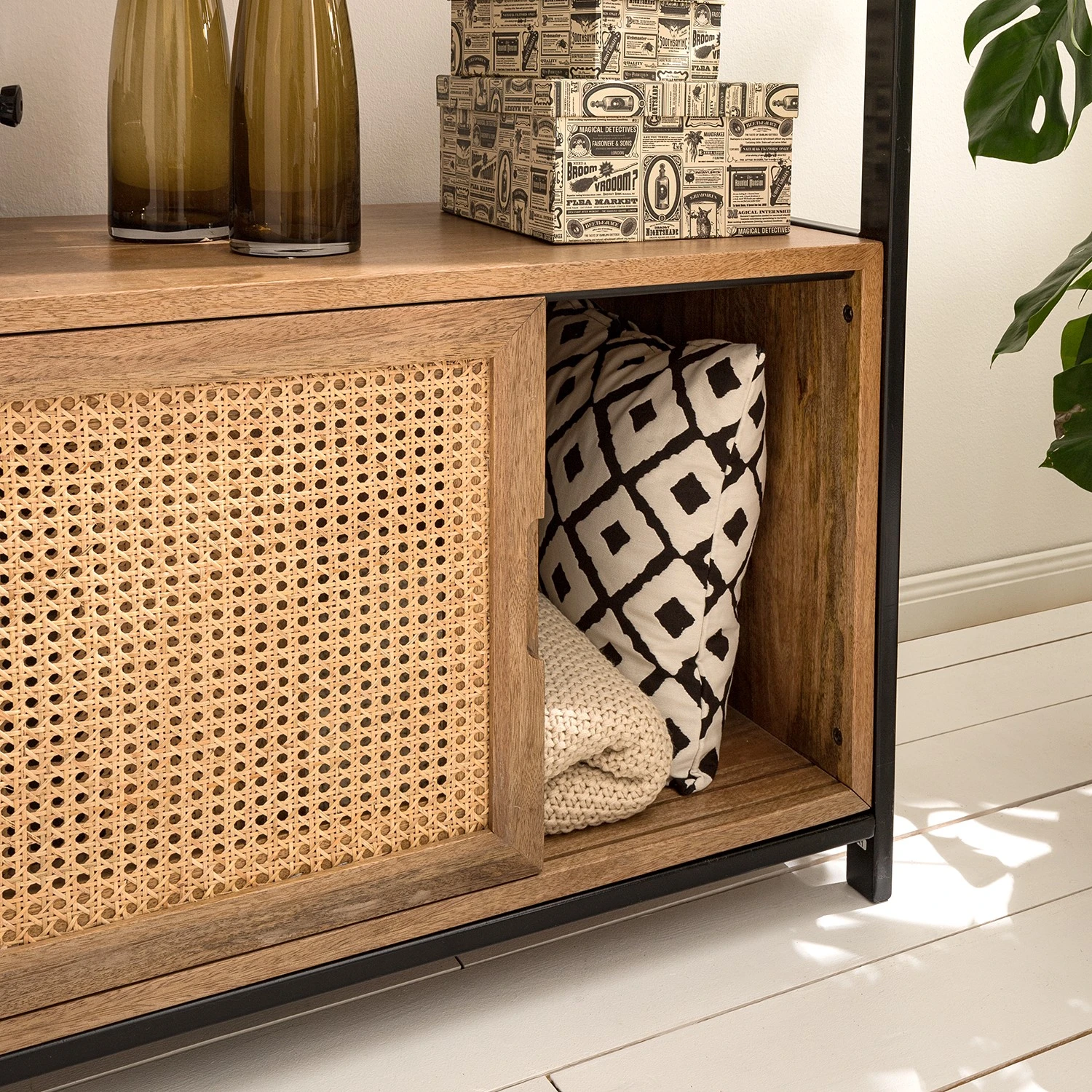 Ars manufacti Regal Vina - Mango massiv / Metall - Mango / Schwarz 15 Ars manufacti Regal Vina - Mango massiv / Metall - Mango / Schwarz – Bild 15