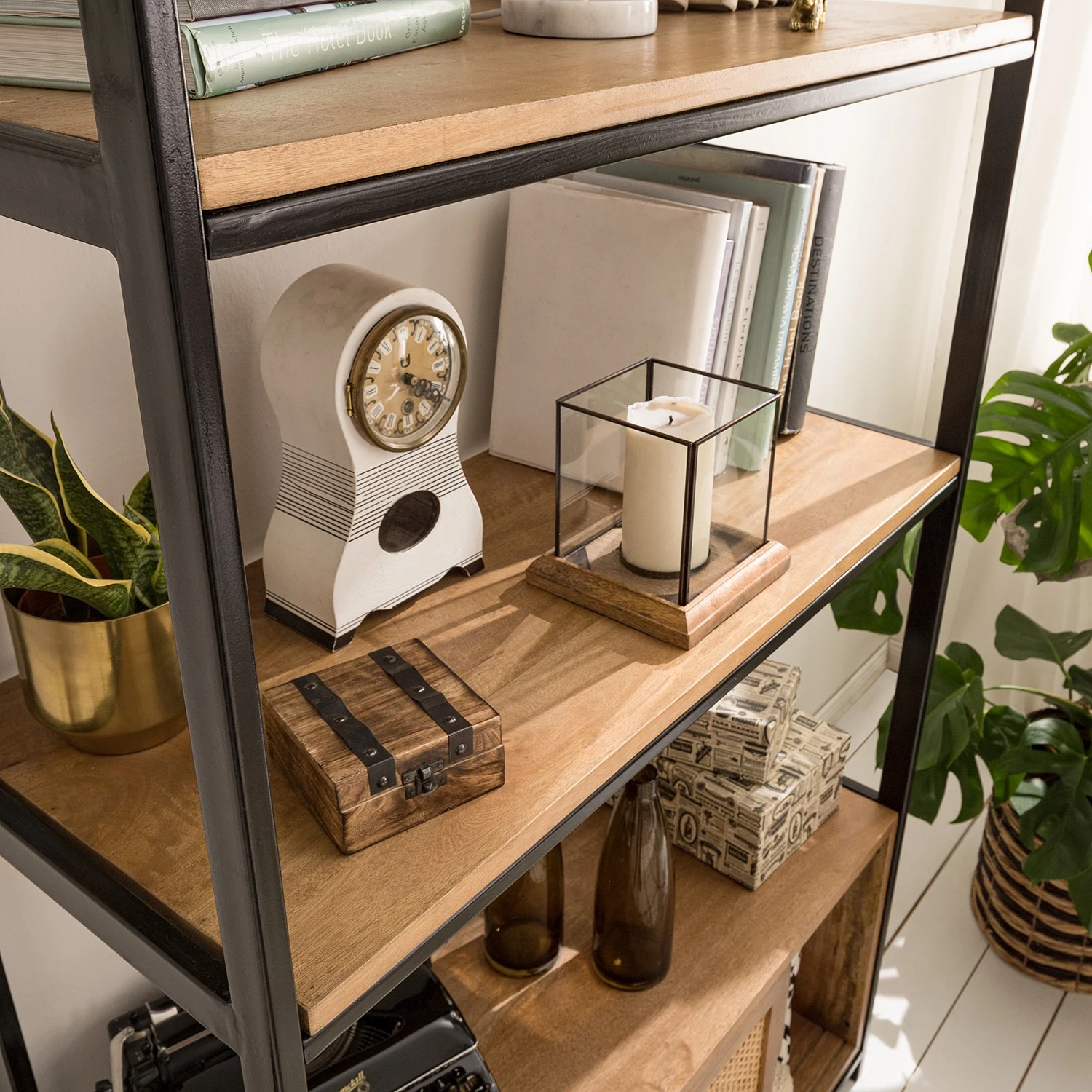 Ars manufacti Regal Vina - Mango massiv / Metall - Mango / Schwarz 16 Ars manufacti Regal Vina - Mango massiv / Metall - Mango / Schwarz – Bild 16