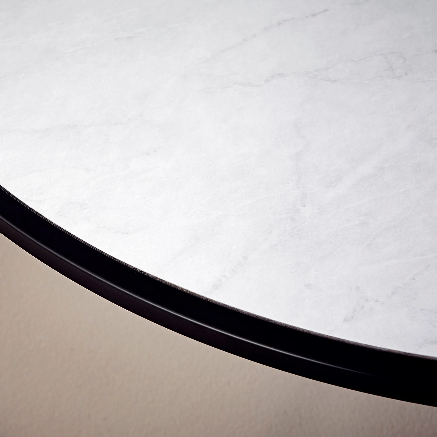 Jahnke Beistelltisch Sol I - Schwarz 3 Jahnke Beistelltisch Sol I - Schwarz – Bild 3