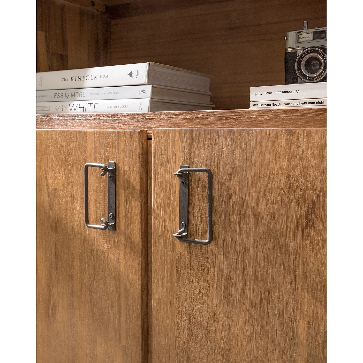 Ars manufacti Sideboard Manchester VII - Akazie massiv / Metall - Akazie / Anthrazit 13 Ars manufacti Sideboard Manchester VII - Akazie massiv / Metall - Akazie / Anthrazit – Bild 13