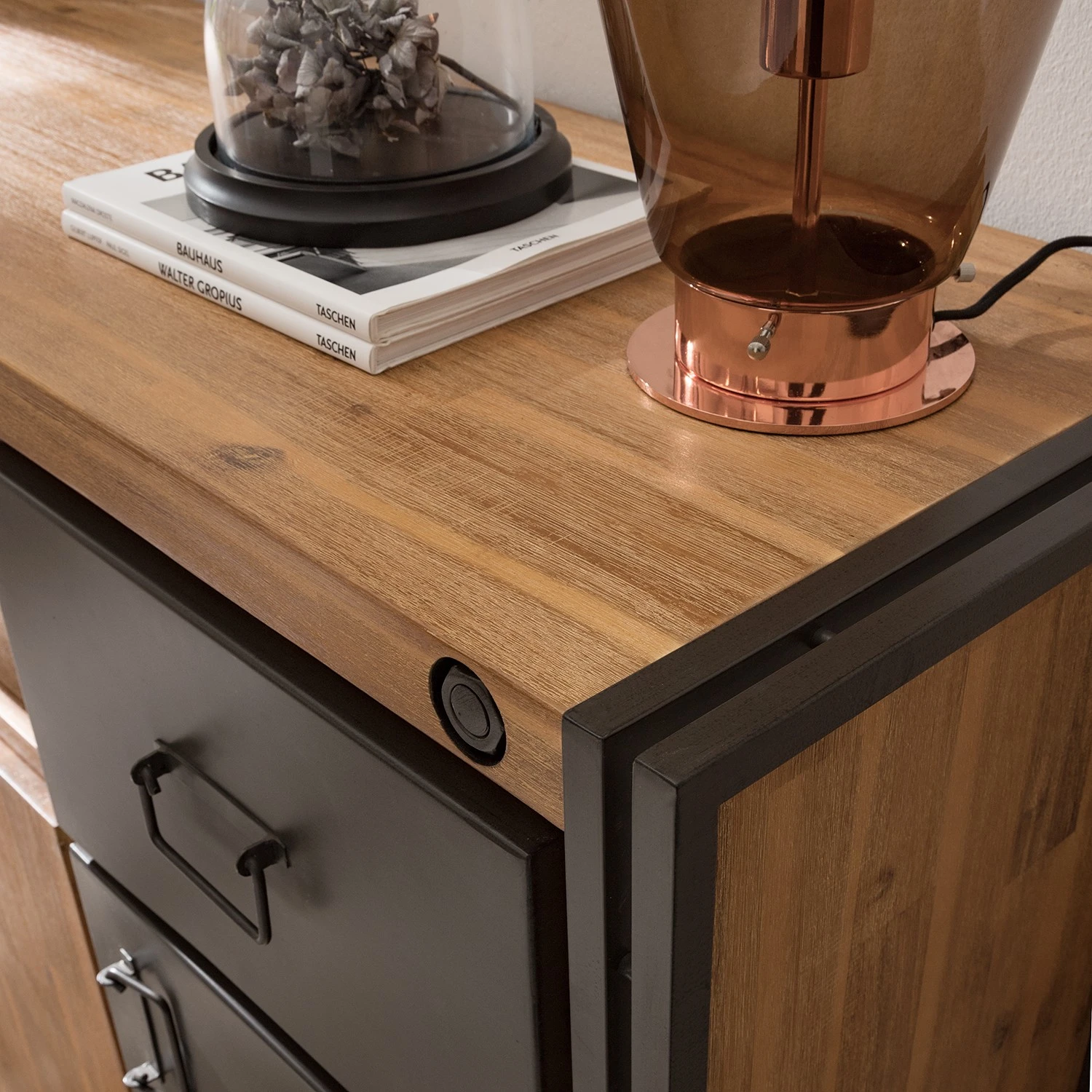 Ars manufacti Sideboard Manchester VII - Akazie massiv / Metall - Akazie / Anthrazit 10 Ars manufacti Sideboard Manchester VII - Akazie massiv / Metall - Akazie / Anthrazit – Bild 10