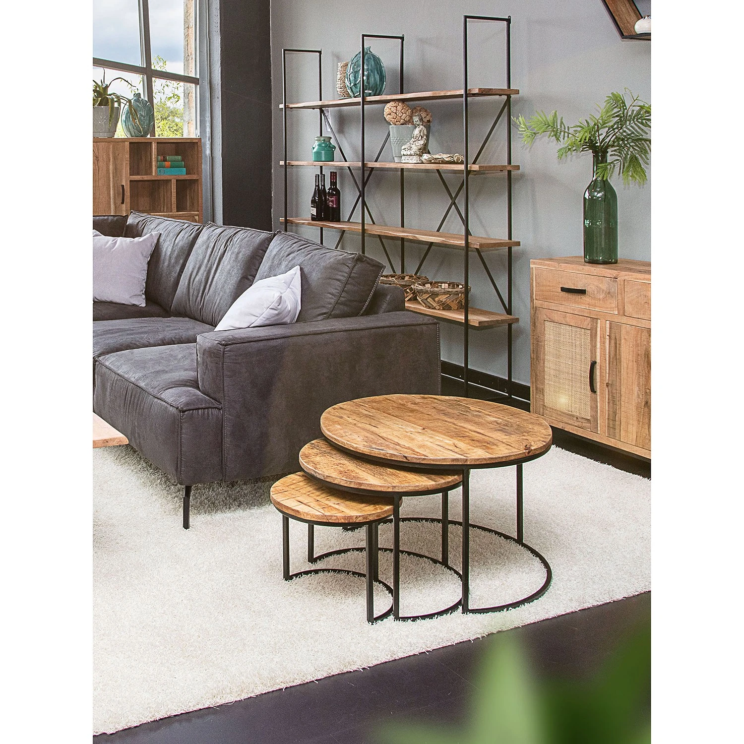 Red Living Beistelltisch Daggett II (3er-Set) - Mango massiv / Metall - Mango / Schwarz 2 Red Living Beistelltisch Daggett II (3er-Set) - Mango massiv / Metall - Mango / Schwarz – Bild 2