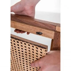 Naturoo Highboard Nyack - Mango massiv / Wiener Geflecht - Mango / Gold 9 Naturoo Highboard Nyack - Mango massiv / Wiener Geflecht - Mango / Gold -Wohnzimmermöbel boutique en ligne 1000211487 210217 11364200012 DETAILS P000000001000211487