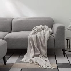 Studio Copenhagen Sofa Berrie (3-Sitzer) - Webstoff Milan: Hellgrau -Wohnzimmermöbel boutique en ligne 1000217043 210208 16100500009 DETAILS P000000001000217043