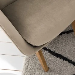 Studio Copenhagen Sessel Marols - Samt Shyla: Beige - Eiche Hell -Wohnzimmermöbel boutique en ligne 1000217181 210122 15291100036 DETAILS P000000001000217181