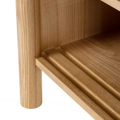 Studio Copenhagen TV-Lowboard Saido - Esche massiv -Wohnzimmermöbel boutique en ligne 1000218017 210316 10075300014 DETAILS P000000001000218017