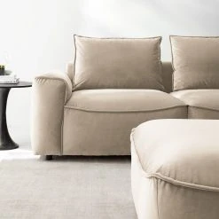 Studio Copenhagen Ecksofa Buckley II - Samt Shyla: Beige - Longchair davorstehend rechts -Wohnzimmermöbel boutique en ligne 1000218140 210127 14545400241 DETAILS P000000001000218140