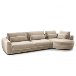 Studio Copenhagen Ecksofa Willows II - Samt Shyla: Beige - Ottomane davorstehend rechts