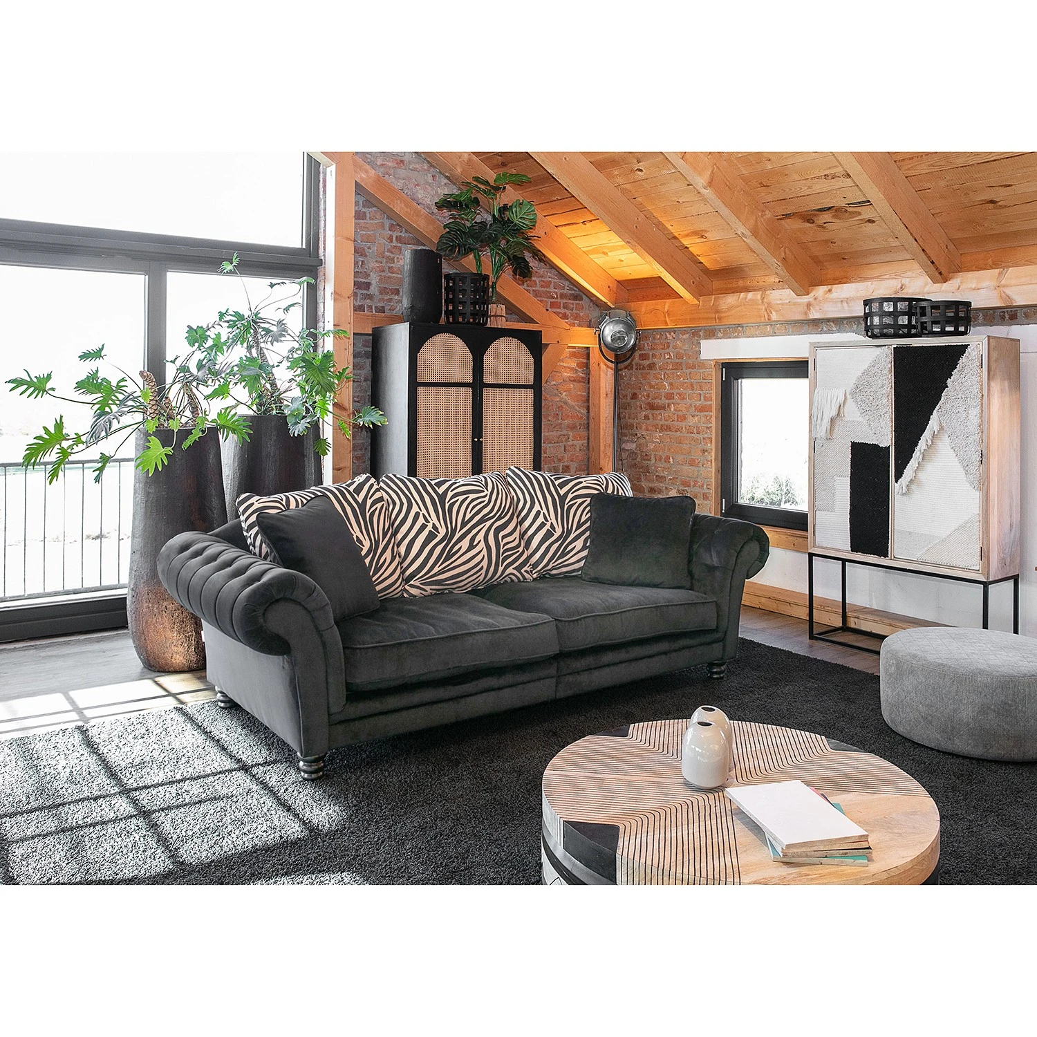 Red Living Schrank Mokena - Wiener Geflecht / Mango massiv - Natur / Mango Schwarz 2 Red Living Schrank Mokena - Wiener Geflecht / Mango massiv - Natur / Mango Schwarz – Bild 2