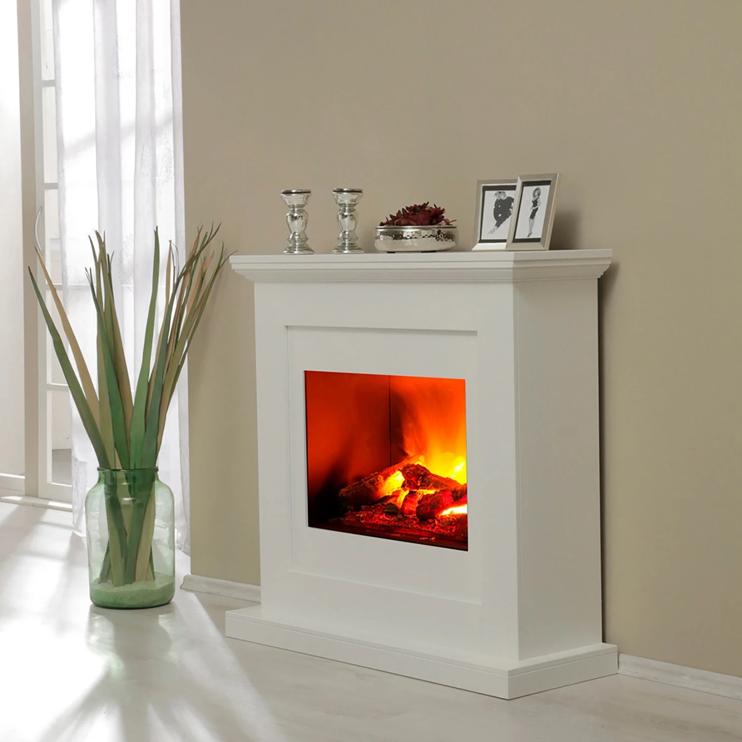 Loftscape Elektrokamin Toronto - Brilliantweiß - Einsatz Schwarz 2 Loftscape Elektrokamin Toronto - Brilliantweiß - Einsatz Schwarz – Bild 2