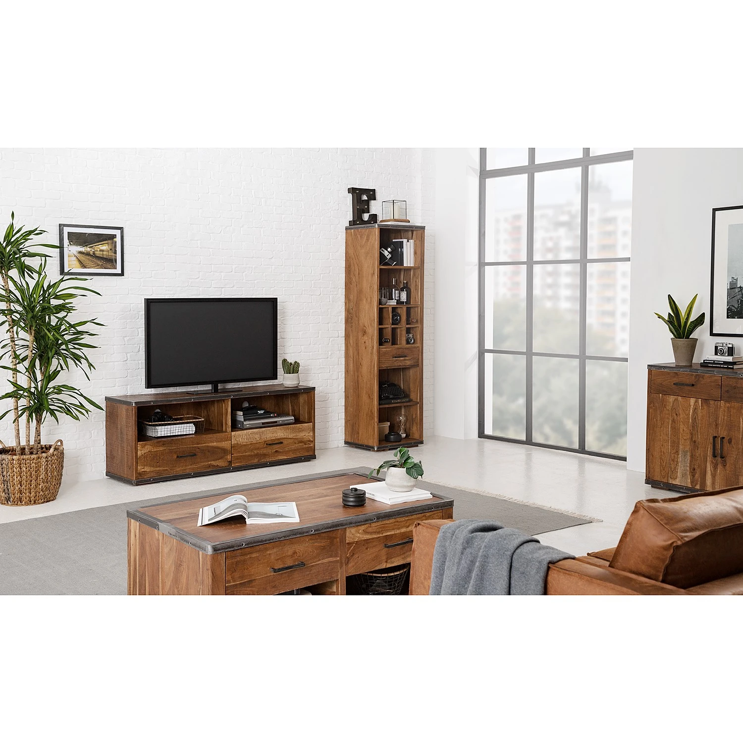 Ars manufacti TV-Lowboard Mackz I - Akazie massiv - Akazie Dunkel / Antik Schwarz 2 Ars manufacti TV-Lowboard Mackz I - Akazie massiv - Akazie Dunkel / Antik Schwarz – Bild 2