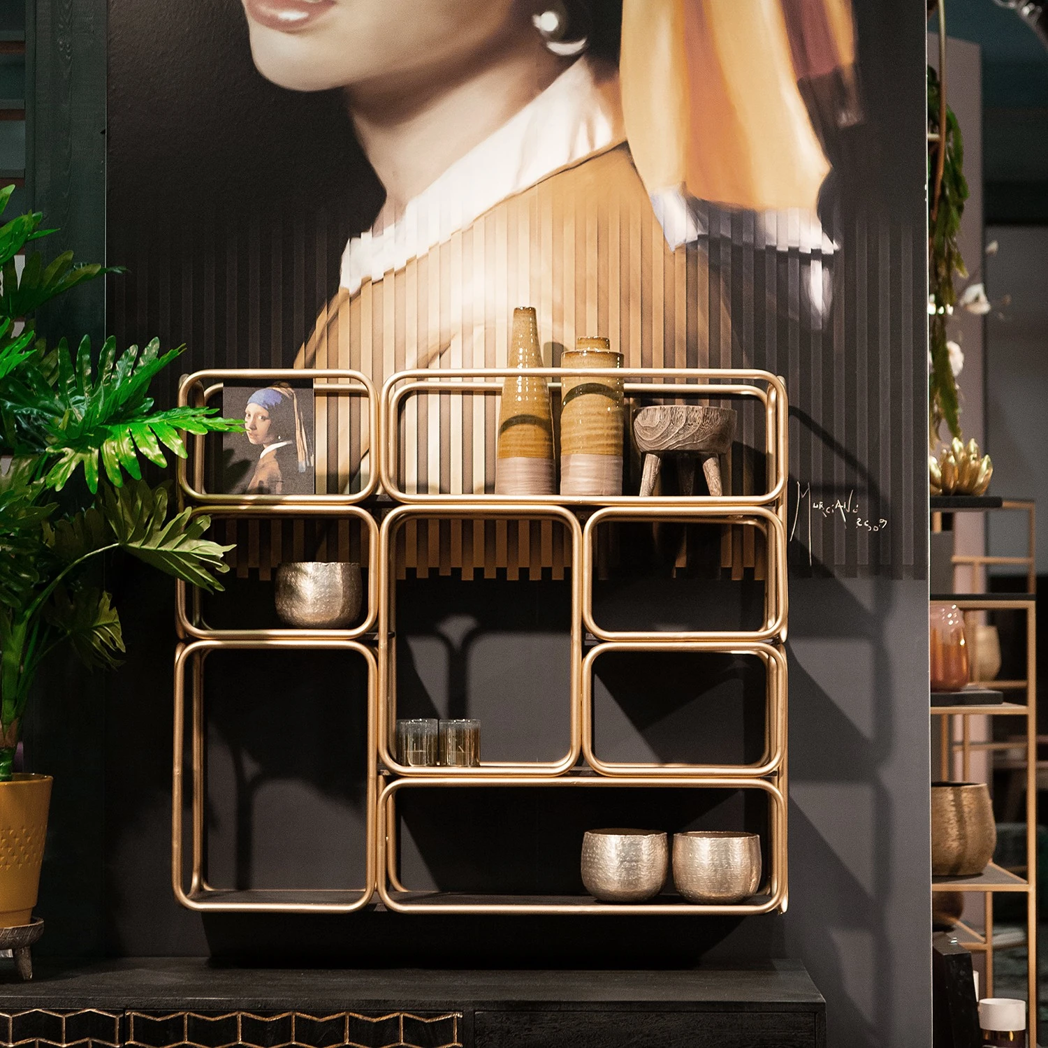 Red Living Wandregal Oissel I - Akazie massiv / Metall - Akazie Schwarz / Gold 2 Red Living Wandregal Oissel I - Akazie massiv / Metall - Akazie Schwarz / Gold – Bild 2