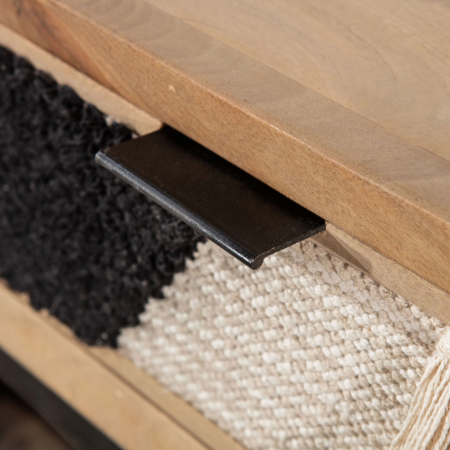 Naturoo Konsolentisch Soyans - Mango teilmassiv / Metall - Beige / Schwarz 9 Naturoo Konsolentisch Soyans - Mango teilmassiv / Metall - Beige / Schwarz – Bild 9